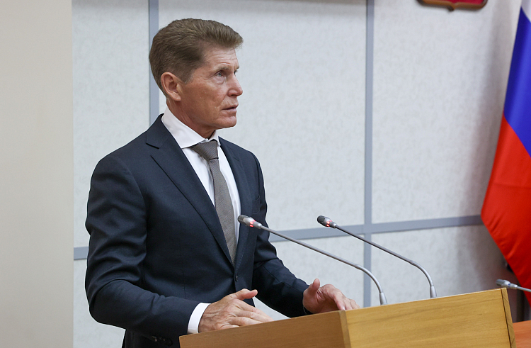 Губернатор Приморья поручил оптимизировать работу филиалов фонда «Защитники Отечества».