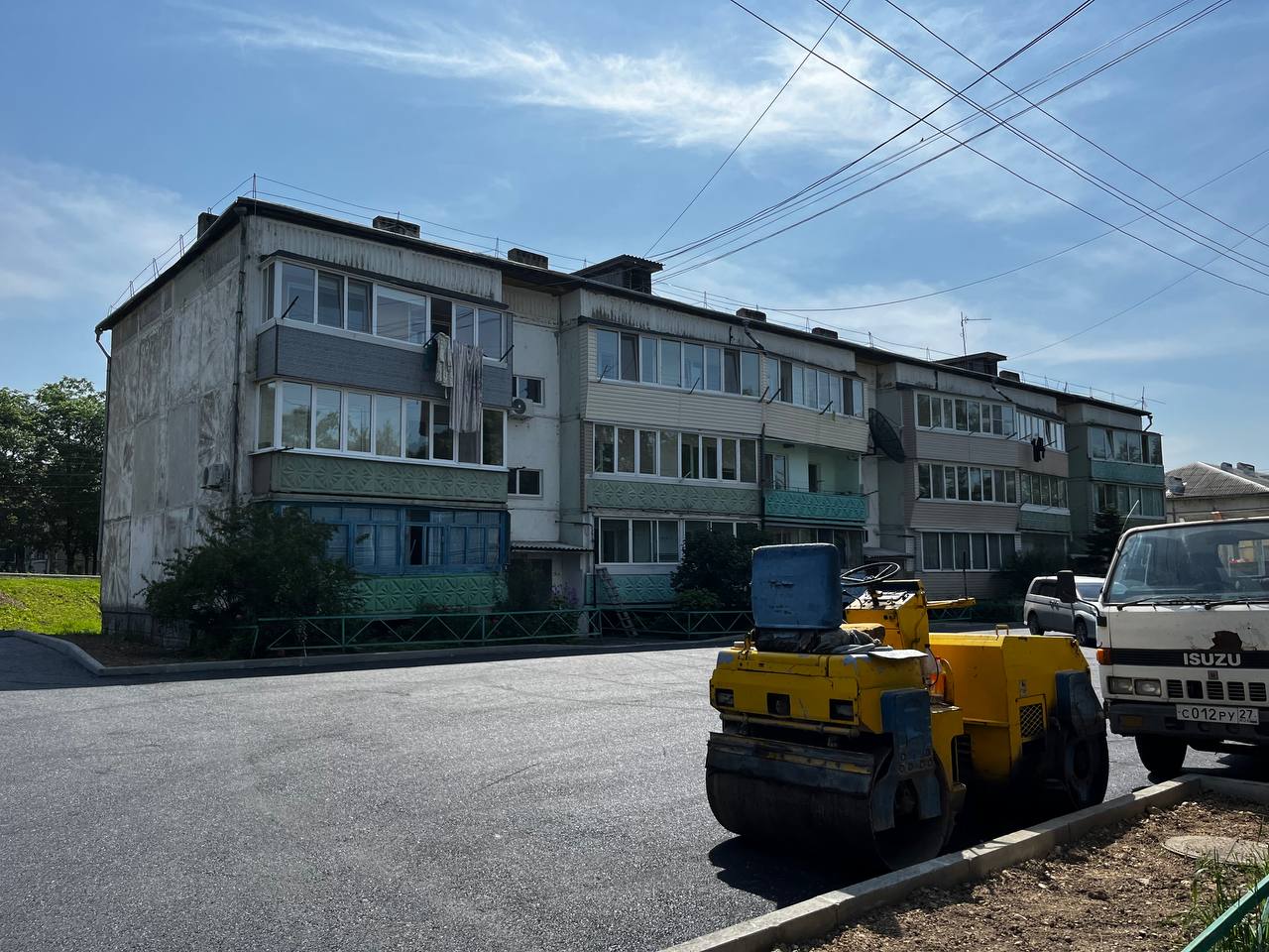 Более 60 дворов и парков благоустроили в Приморье.