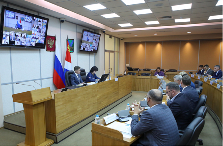 Рабочая группа по вывозу мусора начала работу в Приморье. Рабочая группа по вывозу мусора начала работу в Приморье.