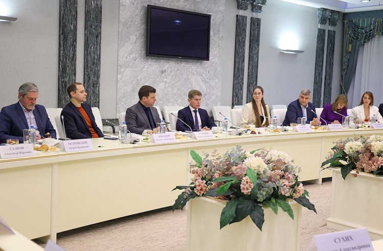 Территории-участники голосования для благоустройства по нацпроекту определят в Приморье к февралю. Территории-участники голосования для благоустройства по нацпроекту определят в Приморье к февралю.